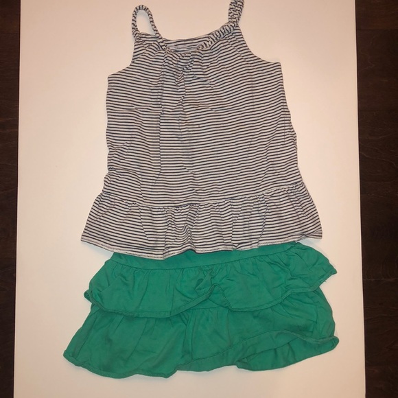 Little girls outfit - Picture 1 of 3